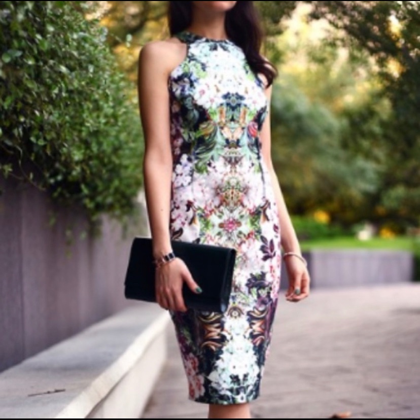 Like New Abstract Floral Bodycon Dress Size Small Reminds Me Of Mcqueen But Not